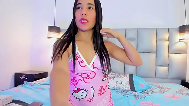 Snapshot of YadriHill chatting on January 15, 2026, 4:17 am YadriHill online show from January 15, 2026, 4:17 am