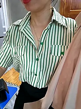 moon baby99 online show from March 22, 2026, 6:39 am