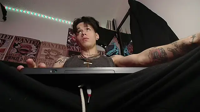 Snapshot of Anhony_Muscle chatting on February 6, 2026, 7:39 pm Anhony Muscle online show from February 6, 2026, 7:39 pm