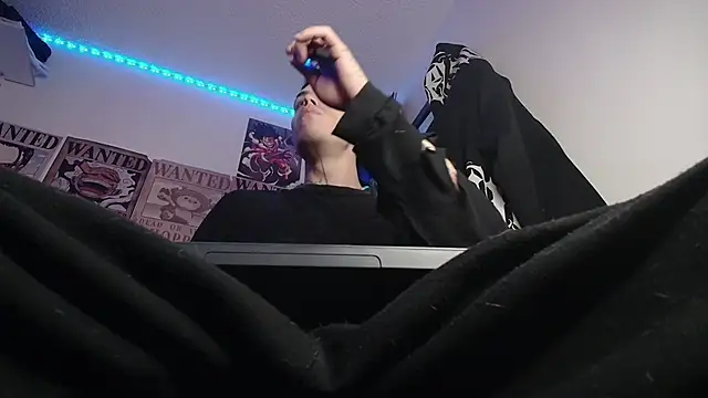 Snapshot of Anhony_Muscle chatting on February 25, 2026, 9:24 pm Anhony Muscle online show from February 25, 2026, 9:24 pm