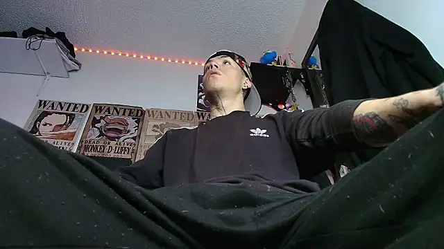 Snapshot of Anhony_Muscle chatting on March 4, 2026, 5:41 pm Anhony Muscle online show from March 4, 2026, 5:41 pm