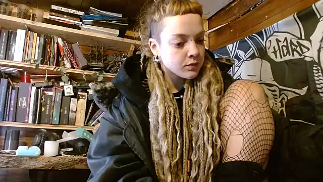 spiralhokkaido23 online show from March 26, 2026, 11:05 am