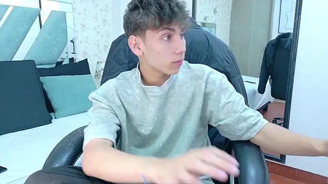 Snapshot of Liam_Noxx chatting on January 14, 2026, 7:08 pm Liam Noxx online show from January 14, 2026, 7:08 pm