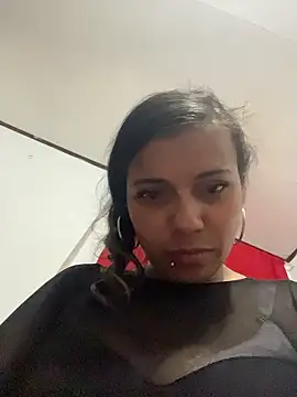 cinthia2011 online show from January 8, 2026, 2:25 am