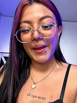 queen of you heart online show from January 9, 2026, 10:00 pm