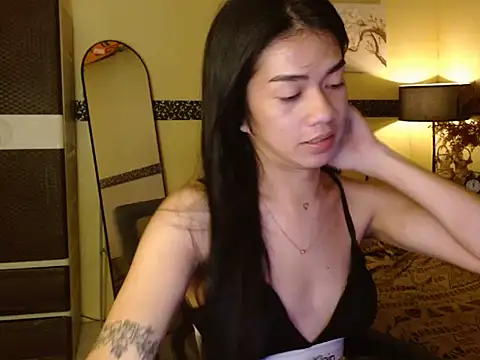 Snapshot of EnviousMaddie chatting on April 25, 2026, 4:04 pm EnviousMaddie online show from April 25, 2026, 4:04 pm