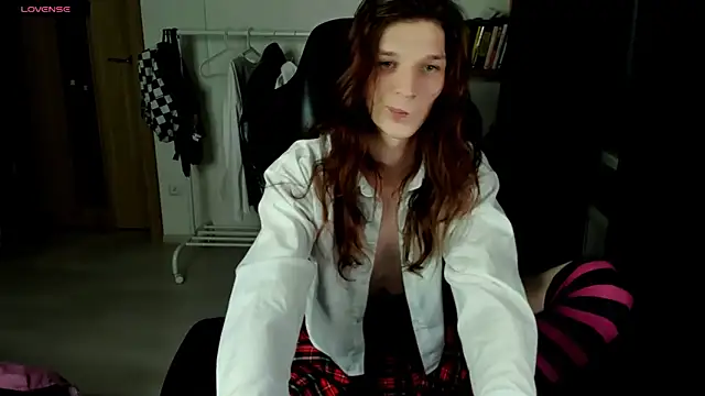 iceseeker2 online show from March 14, 2026, 9:42 pm