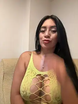 nataliia queen  online show from June 27, 2026, 5:01 am