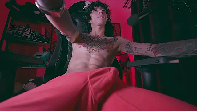 Olliver   y online show from March 2, 2026, 5:08 am