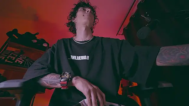 Olliver   y online show from March 19, 2026, 11:20 pm