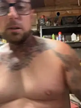 WIDBIGWHITECOCK online show from June 20, 2026, 5:05 pm