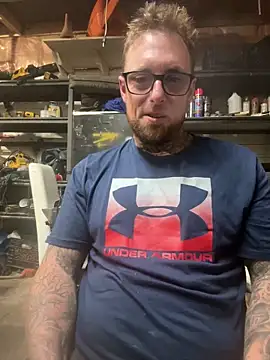 WIDBIGWHITECOCK online show from June 22, 2026, 2:57 am