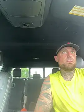 WIDBIGWHITECOCK online show from June 26, 2026, 4:11 pm