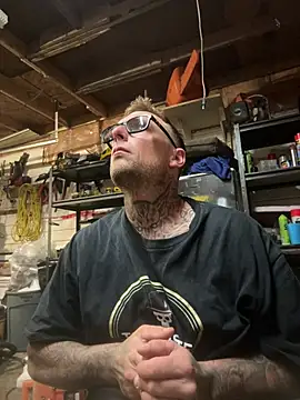 WIDBIGWHITECOCK online show from June 27, 2026, 4:28 am
