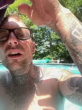 WIDBIGWHITECOCK online show from July 25, 2026, 6:27 pm