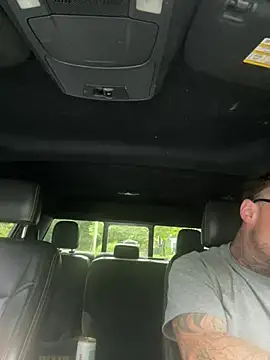 WIDBIGWHITECOCK online show from August 2, 2026, 8:18 pm