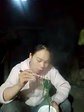 vanvan005 online show from March 9, 2026, 11:42 pm