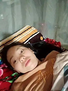 vanvan005 online show from March 11, 2026, 10:49 pm