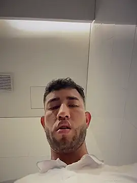 liam bronw online show from March 19, 2026, 7:07 pm