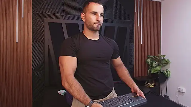 lorenzo walker 1 online show from April 4, 2026, 5:32 pm