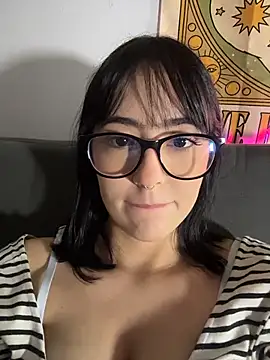 HinaSweet online show from February 24, 2026, 12:30 am