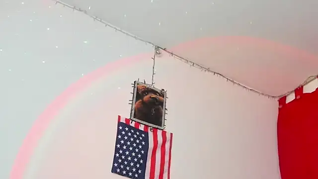 camilo model online show from January 7, 2026, 6:43 pm