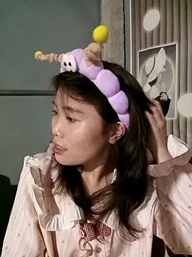 Snapshot of Happy_sweet1 chatting on January 14, 2026, 2:55 pm Happy sweet1 online show from January 14, 2026, 2:55 pm