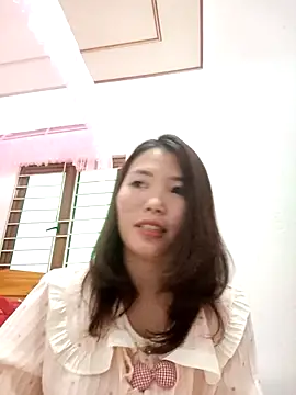 Snapshot of Happy_sweet1 chatting on January 15, 2026, 3:00 am Happy sweet1 online show from January 15, 2026, 3:00 am