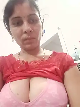 Hot ree85 online show from June 3, 2026, 5:29 pm