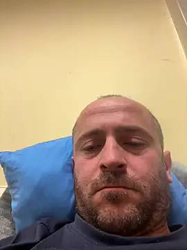 Snapshot of Majestik1 chatting on February 28, 2026, 1:45 pm Majestik1 online show from February 28, 2026, 1:45 pm