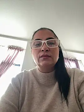 Patinespat online show from May 12, 2026, 8:44 am