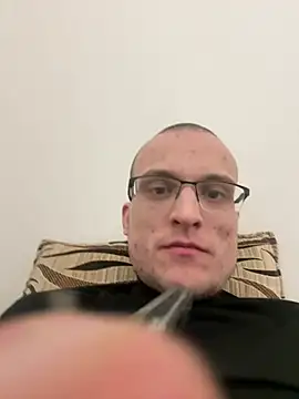 tonieja97 online show from February 23, 2026, 5:49 am