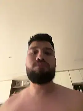 NinoEstouranel online show from January 11, 2026, 5:01 am