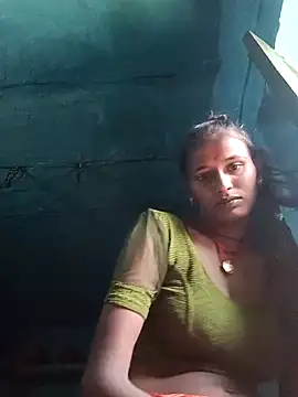 Snapshot of Jan_692 chatting on February 8, 2026, 6:39 am Jan 692 online show from February 8, 2026, 6:39 am