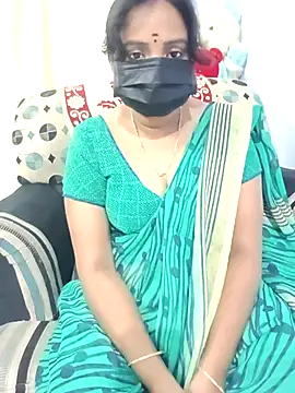 Tinarosy13 online show from March 4, 2026, 8:53 am