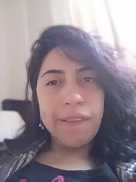 darkgodessone online show from April 9, 2026, 12:32 pm