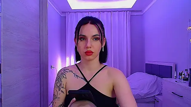 Snapshot of Pure_temptation_J chatting on January 13, 2026, 4:12 pm Pure temptation J online show from January 13, 2026, 4:12 pm