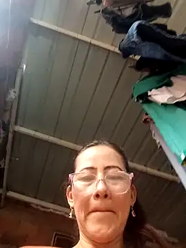 Snapshot of Salome_69 chatting on February 8, 2026, 2:09 pm Salome 69 online show from February 8, 2026, 2:09 pm