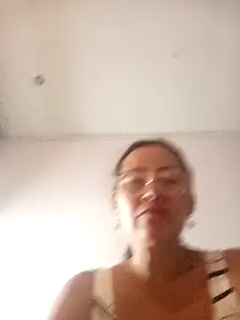 Salome 69 online show from April 17, 2026, 1:36 pm