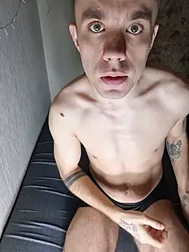 Snapshot of TvoY_bOy1 chatting on July 29, 2026, 2:37 pm TvoY bOy1 online show from July 29, 2026, 2:37 pm