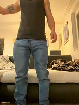 Fitlover1994 online show from January 10, 2026, 10:39 am