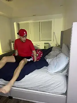 Snapshot of iamdesiluv chatting on March 1, 2026, 2:46 am iamdesiluv online show from March 1, 2026, 2:46 am