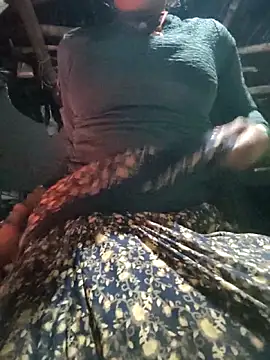 Snapshot of Queen_chayna chatting on February 1, 2026, 2:26 pm Queen chayna online show from February 1, 2026, 2:26 pm