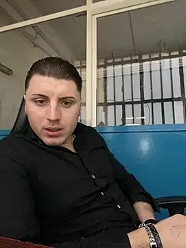 allee2206 online show from March 1, 2026, 6:15 am