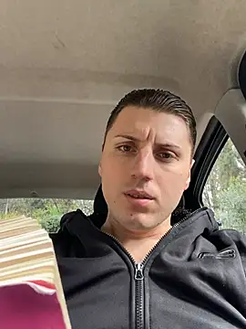 allee2206 online show from April 2, 2026, 9:07 am