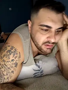 Snapshot of Attila98 chatting on February 3, 2026, 8:19 am Attila98 online show from February 3, 2026, 8:19 am