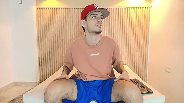 Snapshot of IM_BULL chatting on January 9, 2026, 12:52 pm IM BULL online show from January 9, 2026, 12:52 pm