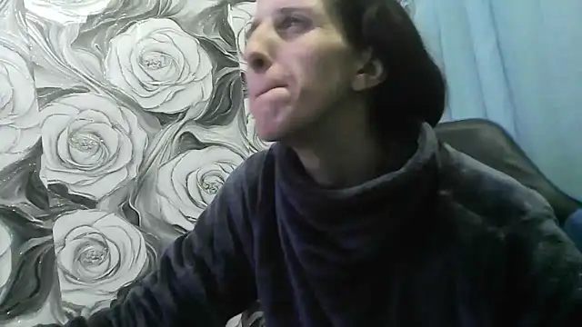  wolfxsnowy  online show from February 2, 2026, 12:48 pm