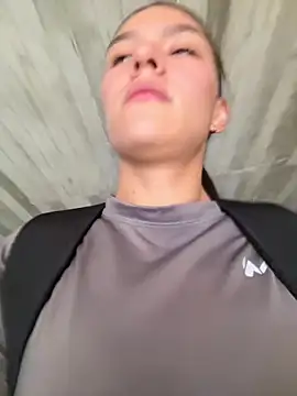 Snapshot of TaylorrHill chatting on February 12, 2026, 6:58 pm TaylorrHill online show from February 12, 2026, 6:58 pm