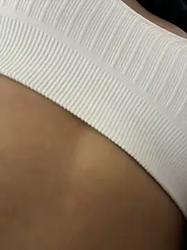 Snapshot of TaylorrHill chatting on March 4, 2026, 6:58 pm TaylorrHill online show from March 4, 2026, 6:58 pm